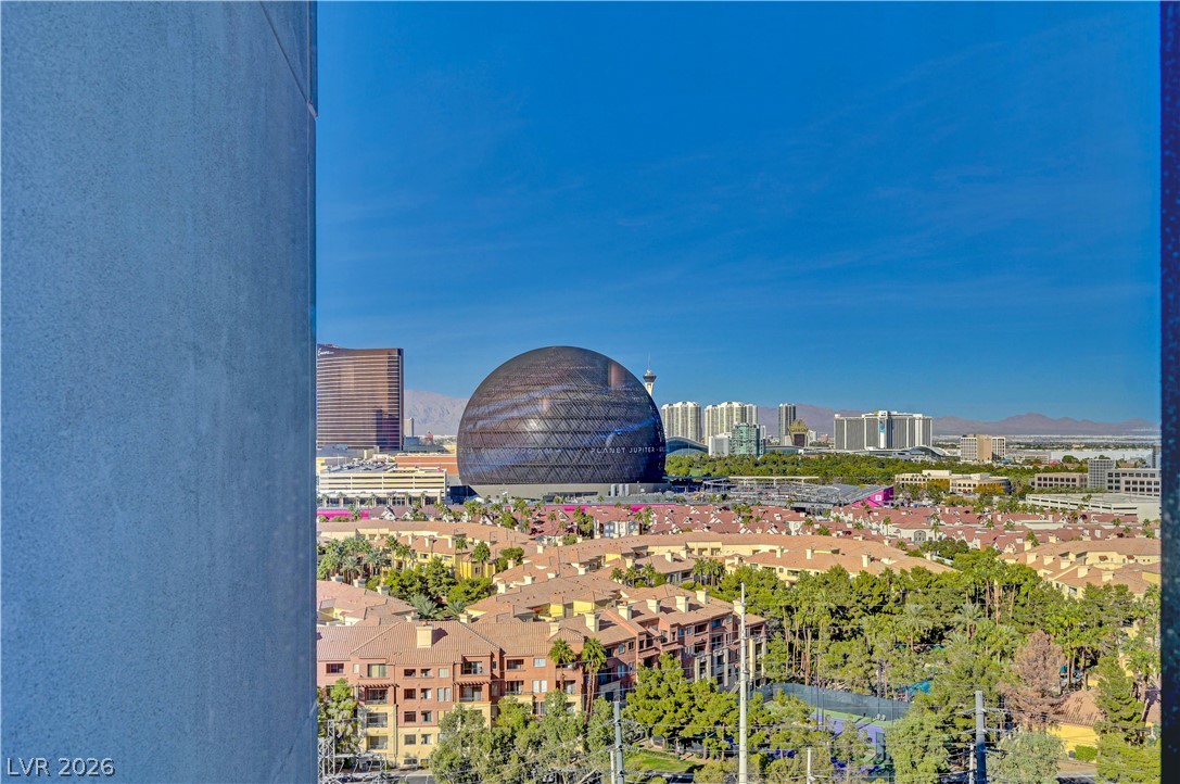 Photo 27 of 28, 211 E Flamingo Road #1211