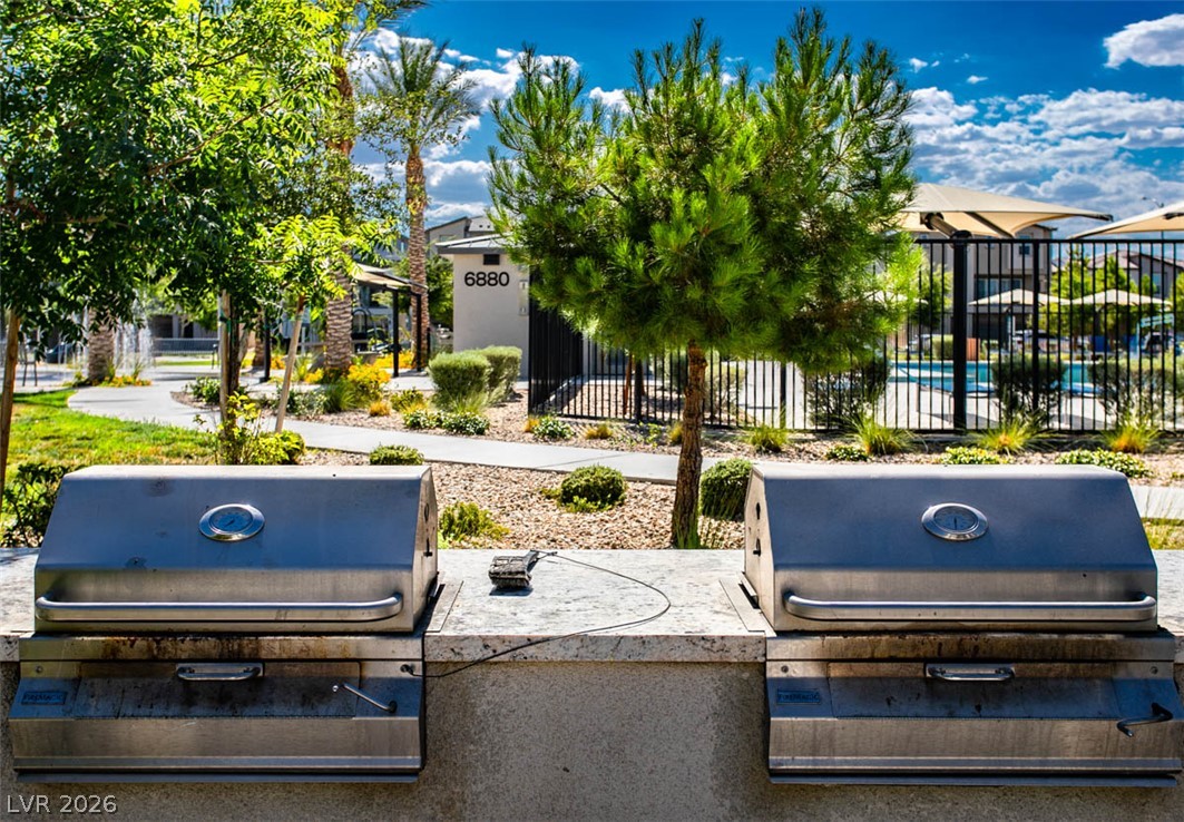 Photo 13 of 47, 6811 Dark Gunmetal Court