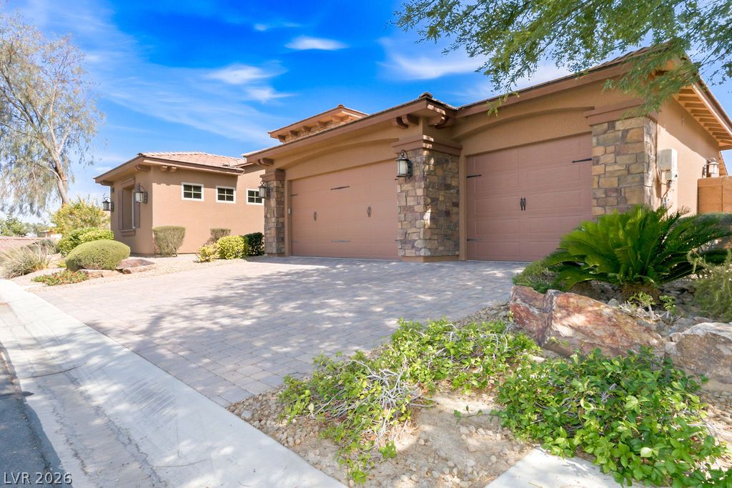 6535 Lyon Estates Avenue, Las Vegas 89131