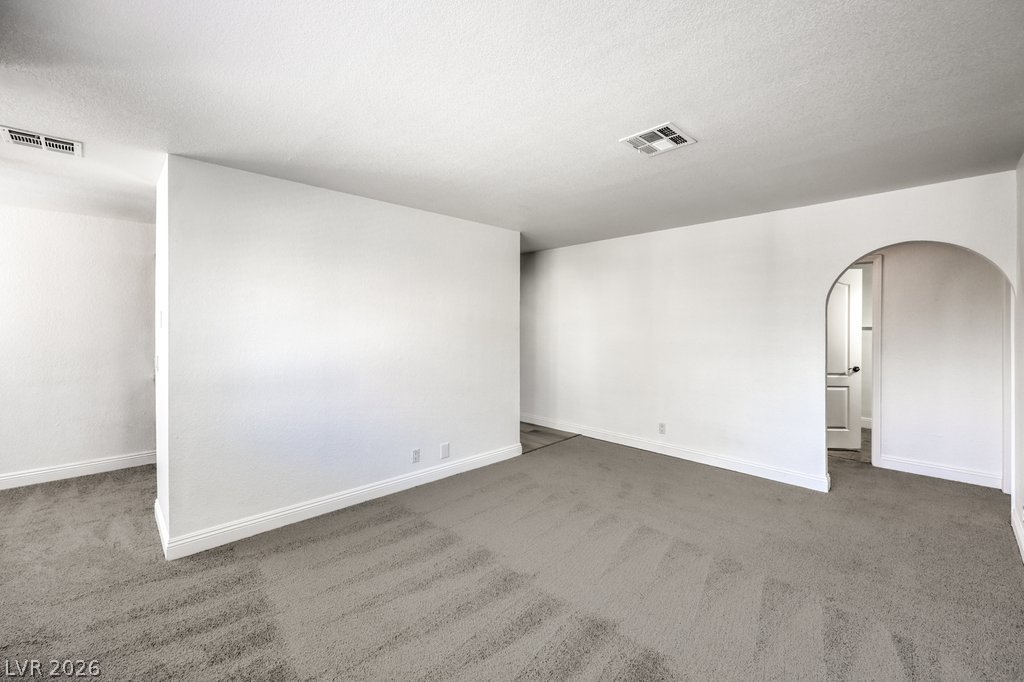 Photo 16 of 27, 1858 N Decatur Boulevard #204