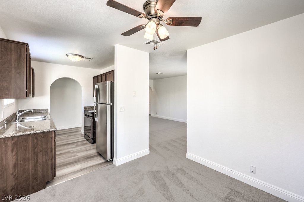 Photo 19 of 27, 1858 N Decatur Boulevard #204