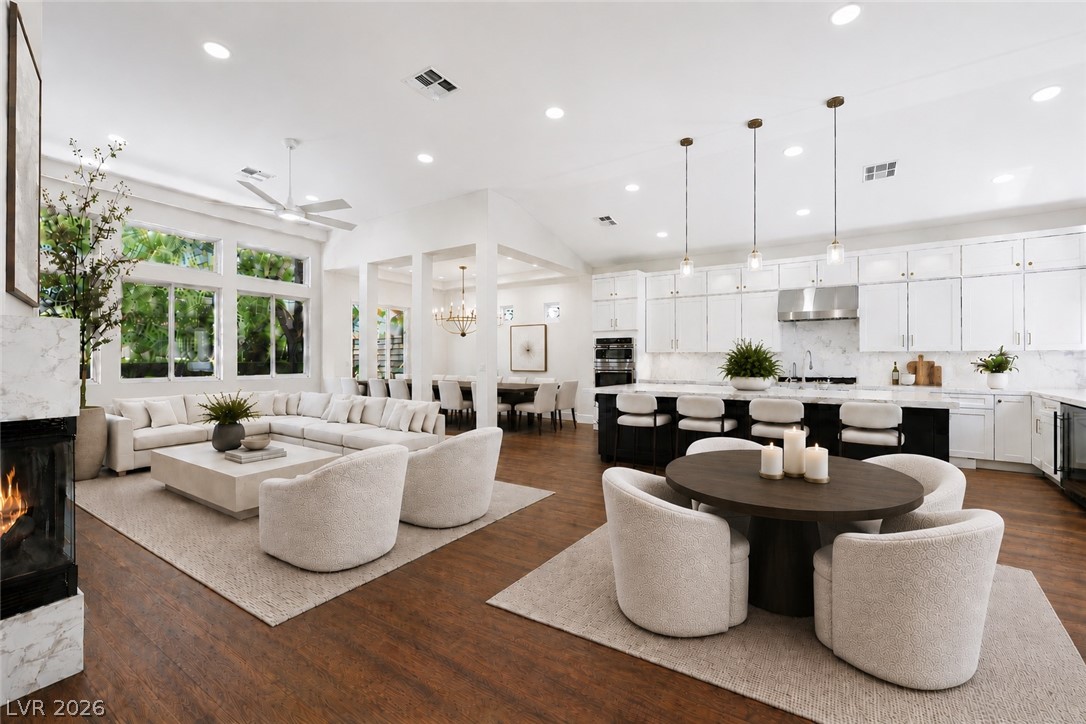 475 Indigo Springs Street, Henderson 89014