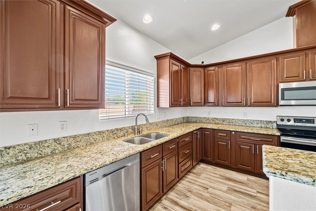 Photo 15 of 52, 6720 Stubblefield Drive