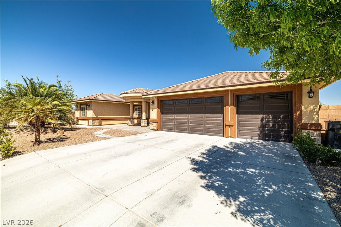 Photo 3 of 6720 Stubblefield Drive