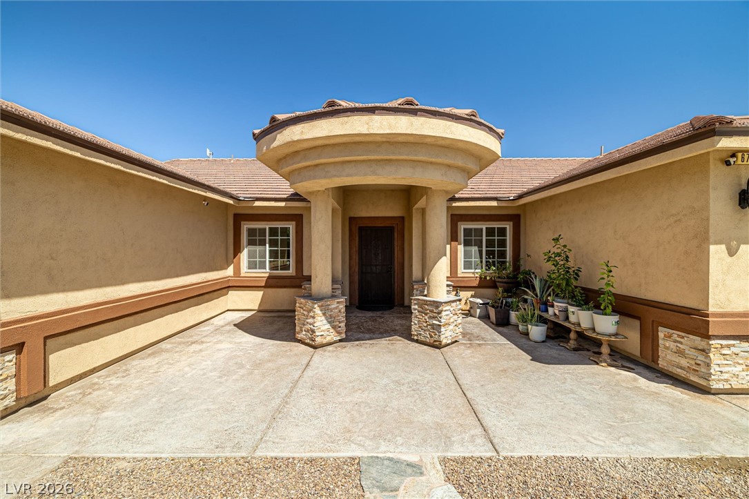 Photo 4 of 6720 Stubblefield Drive
