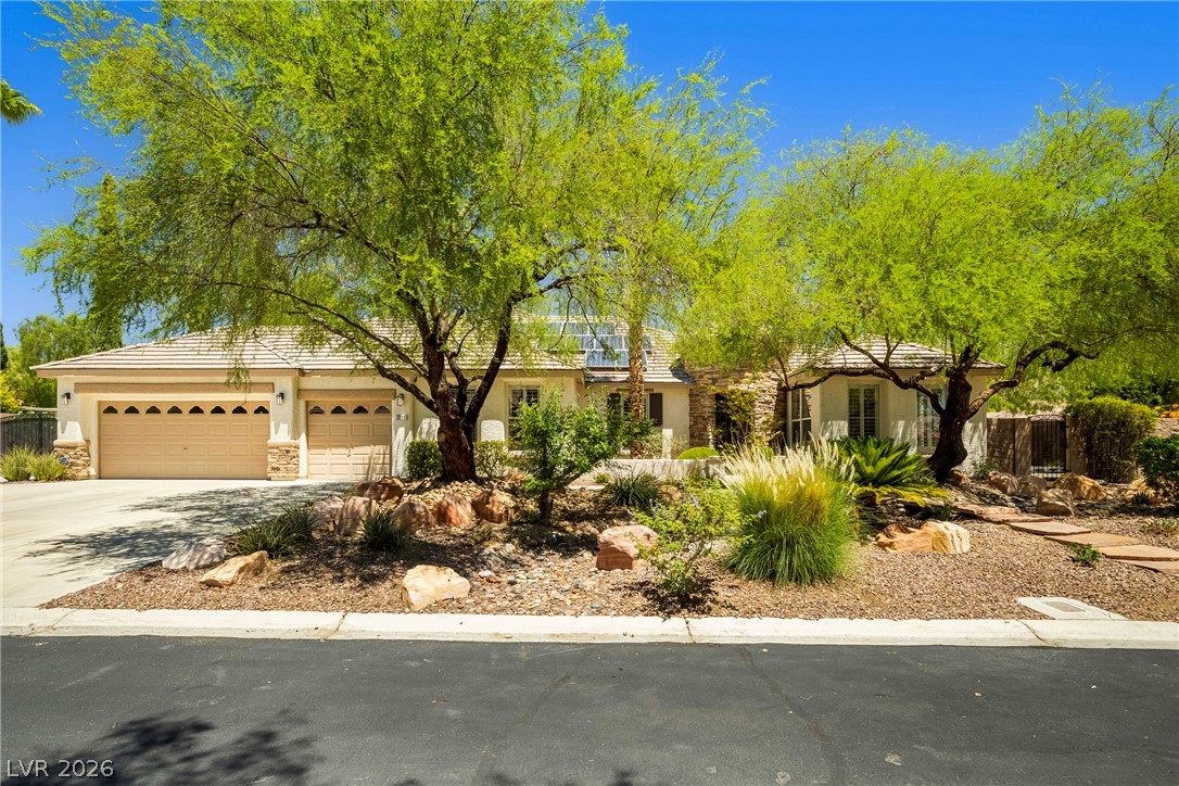 7220 Lake Farm Avenue, Las Vegas 89131