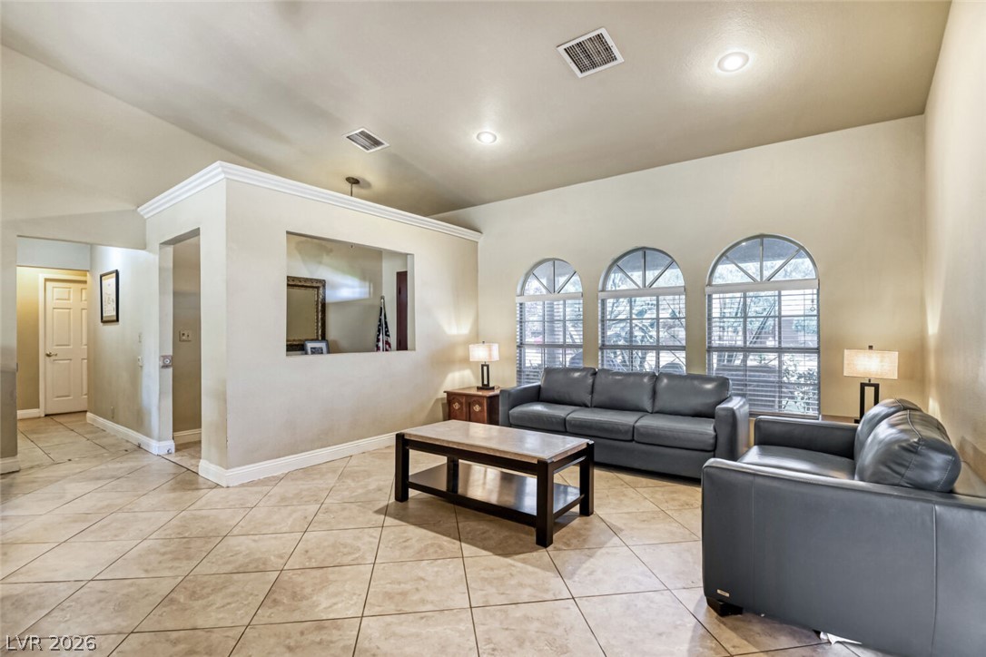 Photo 6 of 39, 9190 W Fisher Avenue