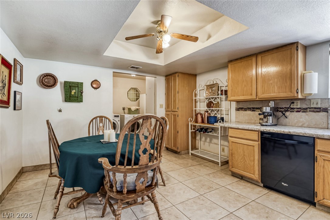 Photo 8 of 39, 9190 W Fisher Avenue