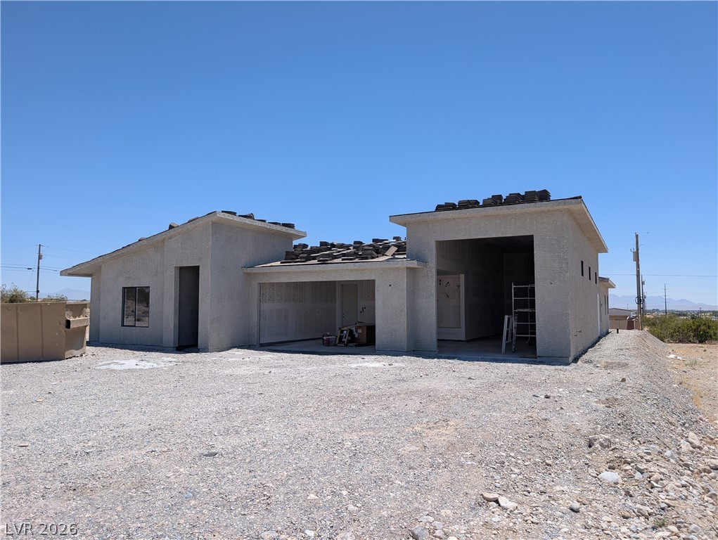 Photo 2 of 2921 Acoma