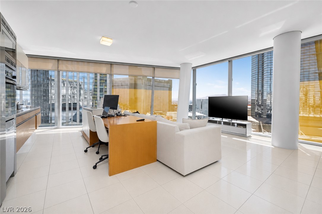 3722 Las Vegas Boulevard #1012, Las Vegas