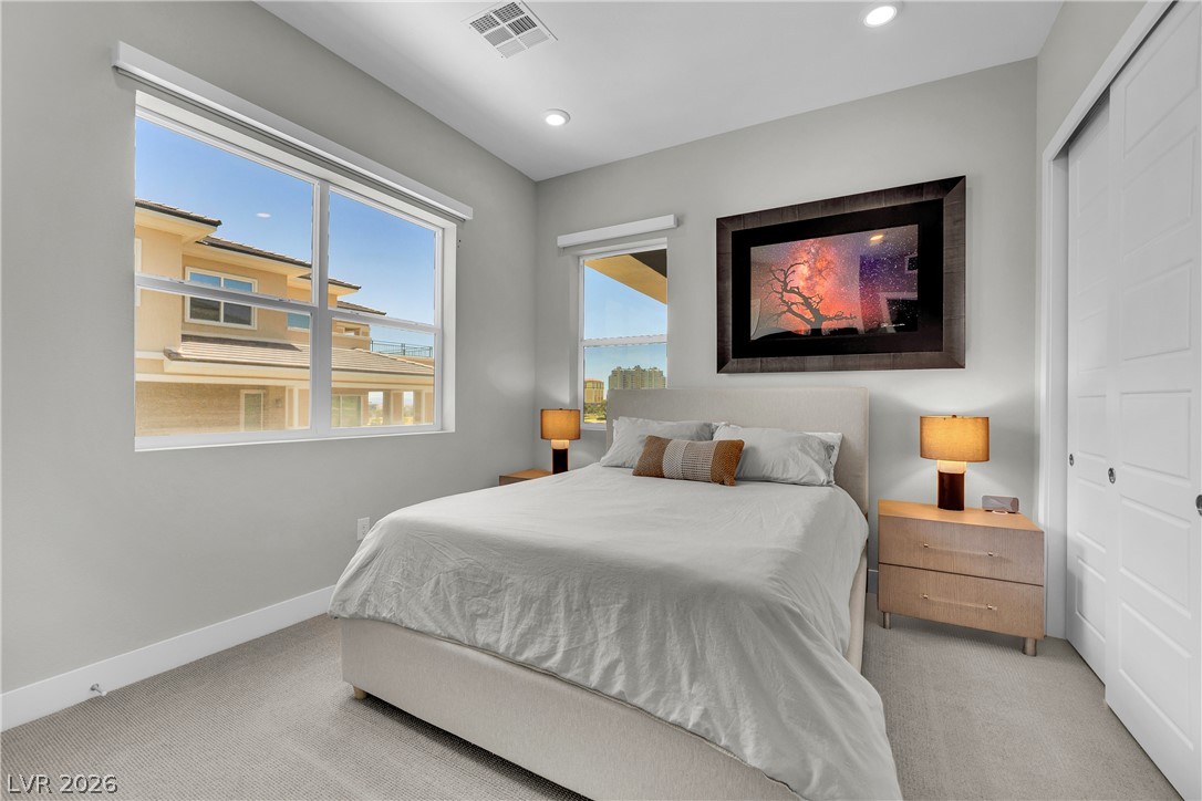 Photo 21 of 40, 9141 Las Manaitas Avenue #301