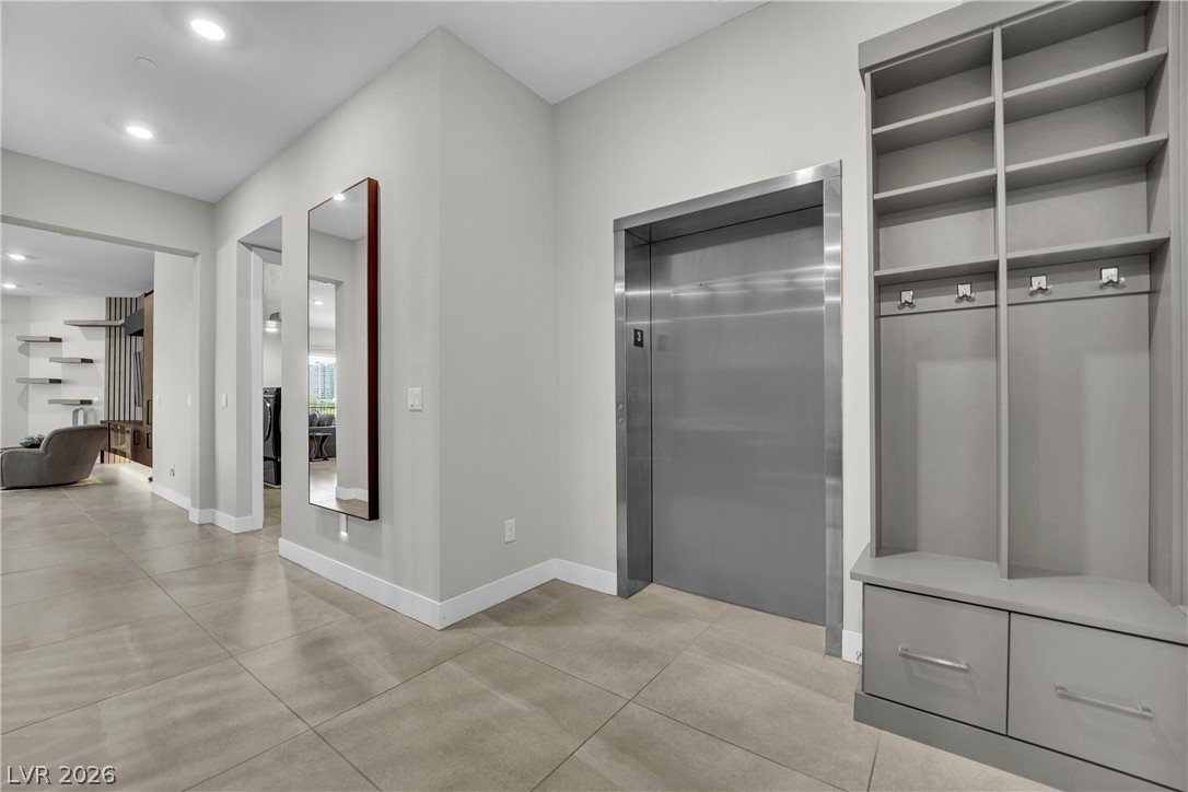 Photo 3 of 9141 Las Manaitas Avenue #301