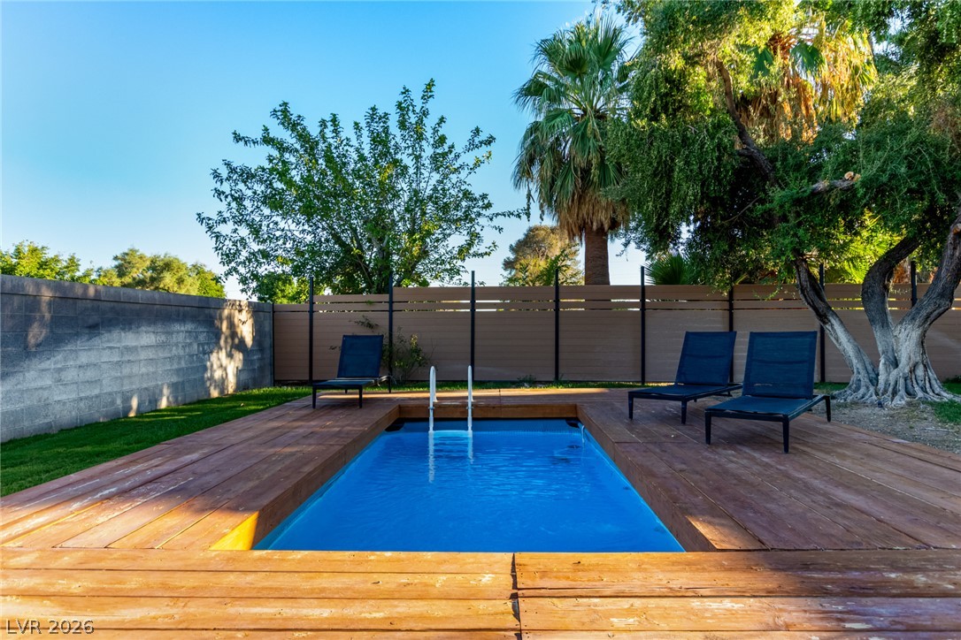 Photo 43 of 61, 5710 Madre Mesa Drive
