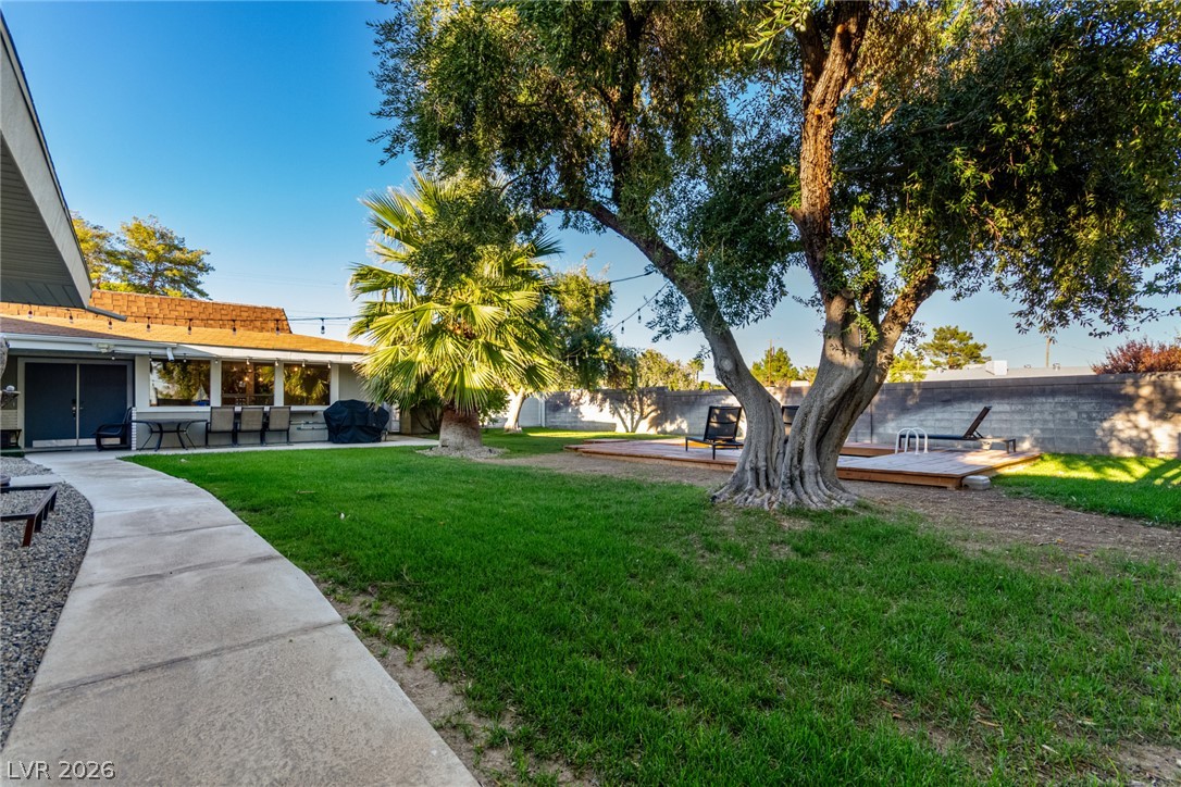 Photo 45 of 61, 5710 Madre Mesa Drive