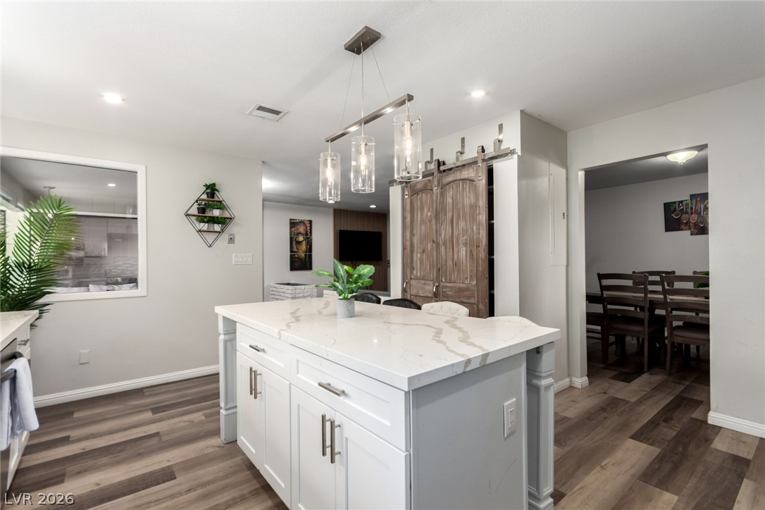 Photo 4 of 5710 Madre Mesa Drive