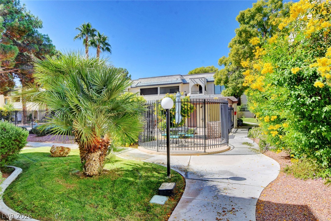 Photo 10 of 42, 1412 Santa Margarita Street #H