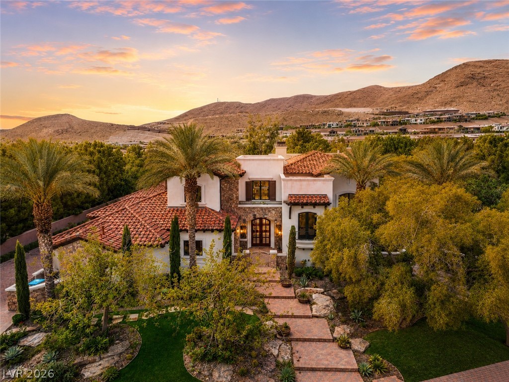 21 Olympia Hills Circle, Las Vegas 89141