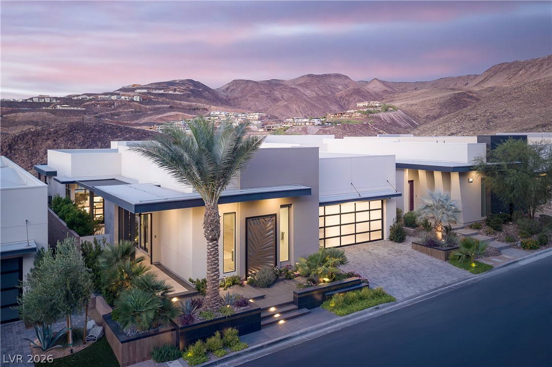Photo 9 of 45, 678 Blackrock Rim Drive