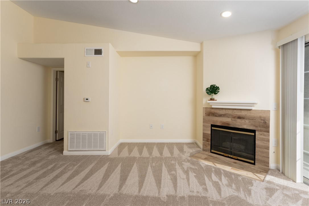 Photo 13 of 34, 3318 N DECATUR Boulevard #2143