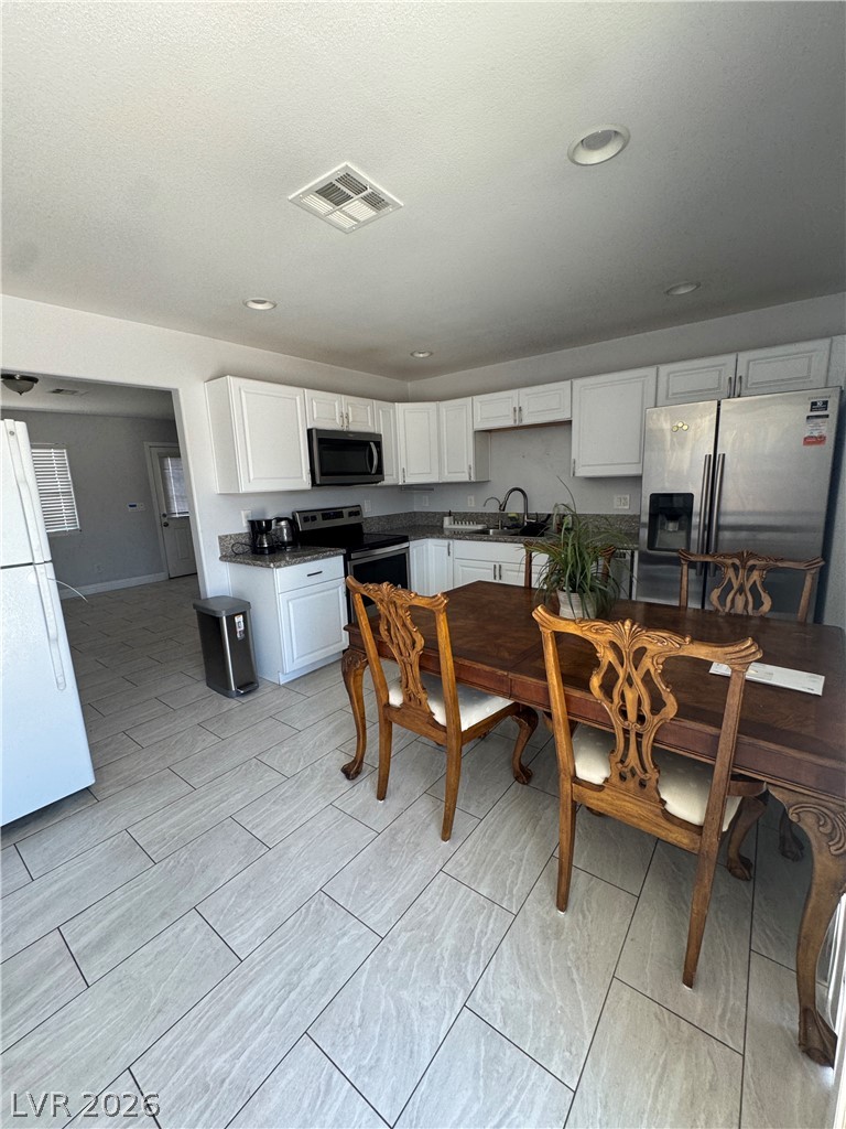 Photo 4 of 6205 Rassler Avenue