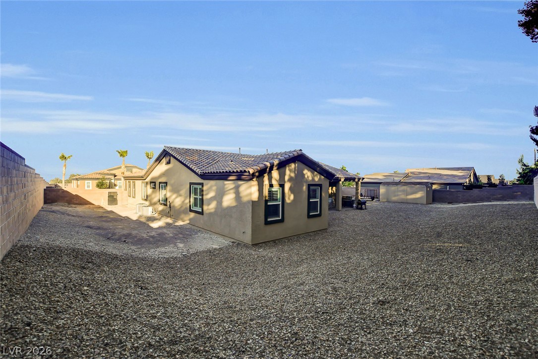 Photo 42 of 44, 5675 Willow Canyon Street