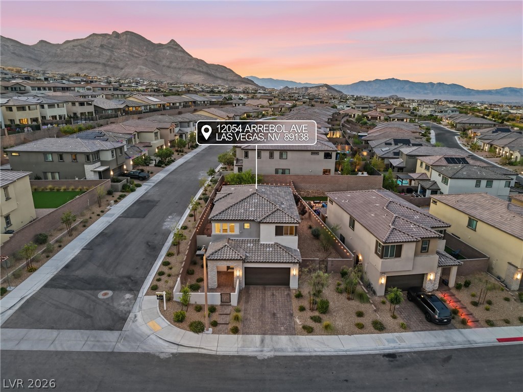 Photo 3 of 12054 Arrebol Avenue