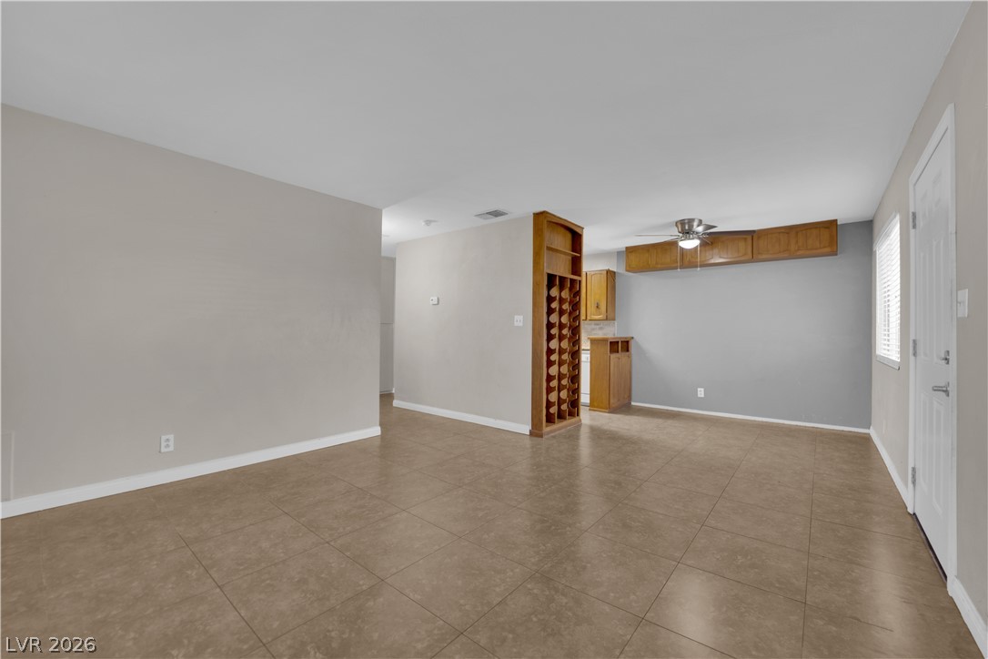 Photo 3 of 304 Orland Street #53