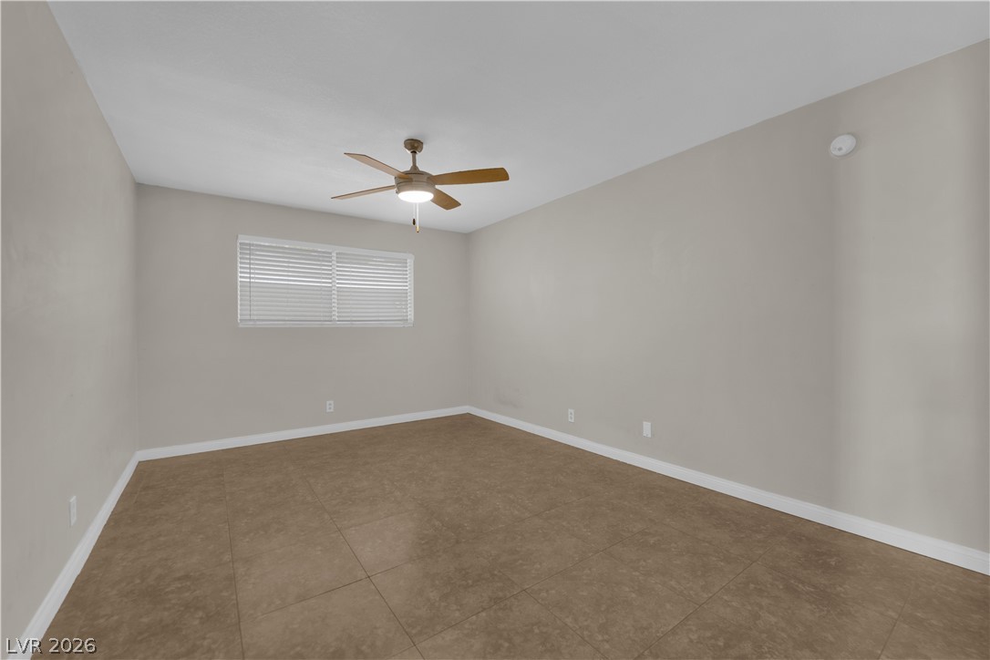 Photo 14 of 23, 304 Orland Street #53