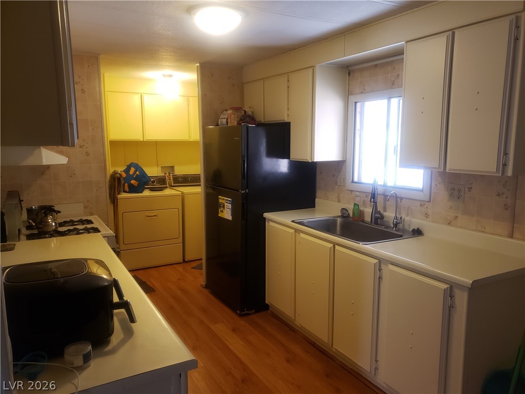 Photo 9 of 9, 3326 Isle Royale Drive