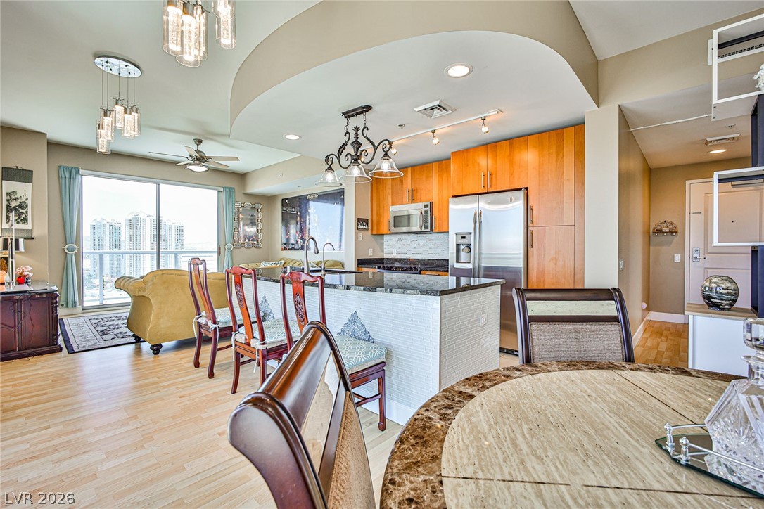Photo 5 of 200 W Sahara Avenue #2407