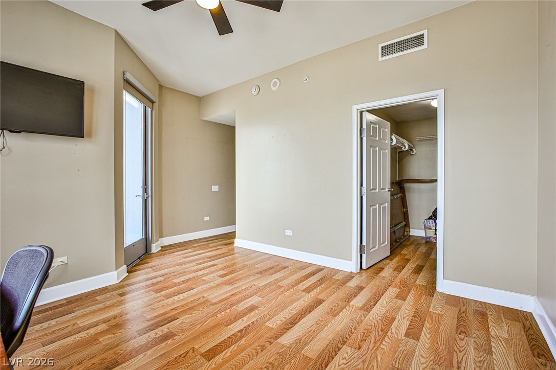Photo 20 of 70, 200 W Sahara Avenue #2407