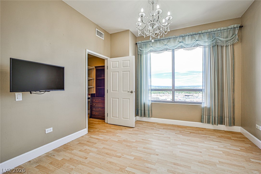 Photo 24 of 70, 200 W Sahara Avenue #2407