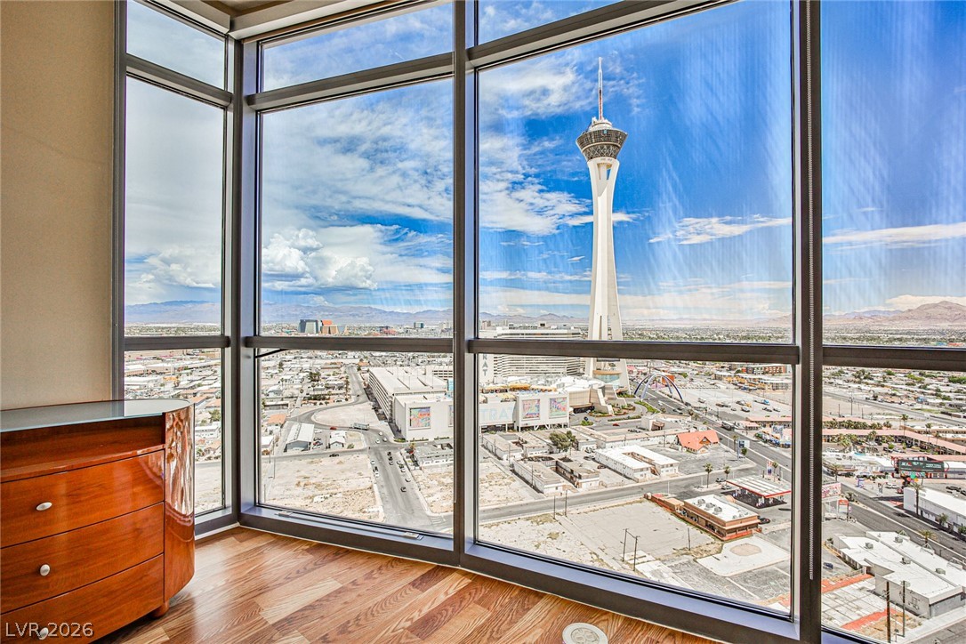 Photo 29 of 70, 200 W Sahara Avenue #2407