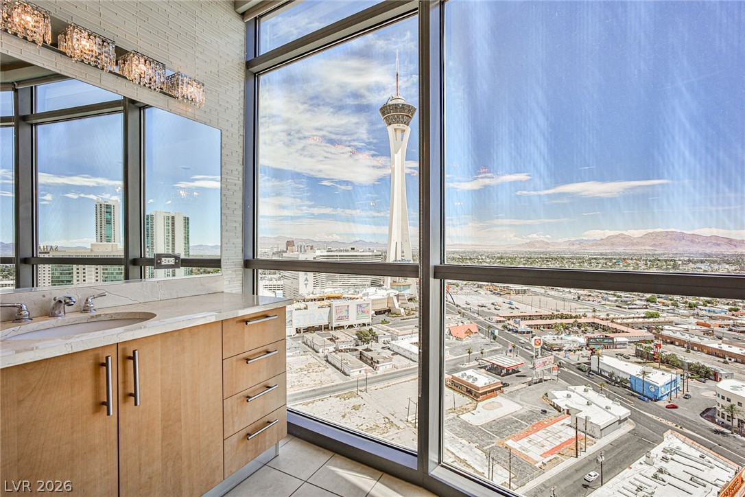Photo 31 of 70, 200 W Sahara Avenue #2407