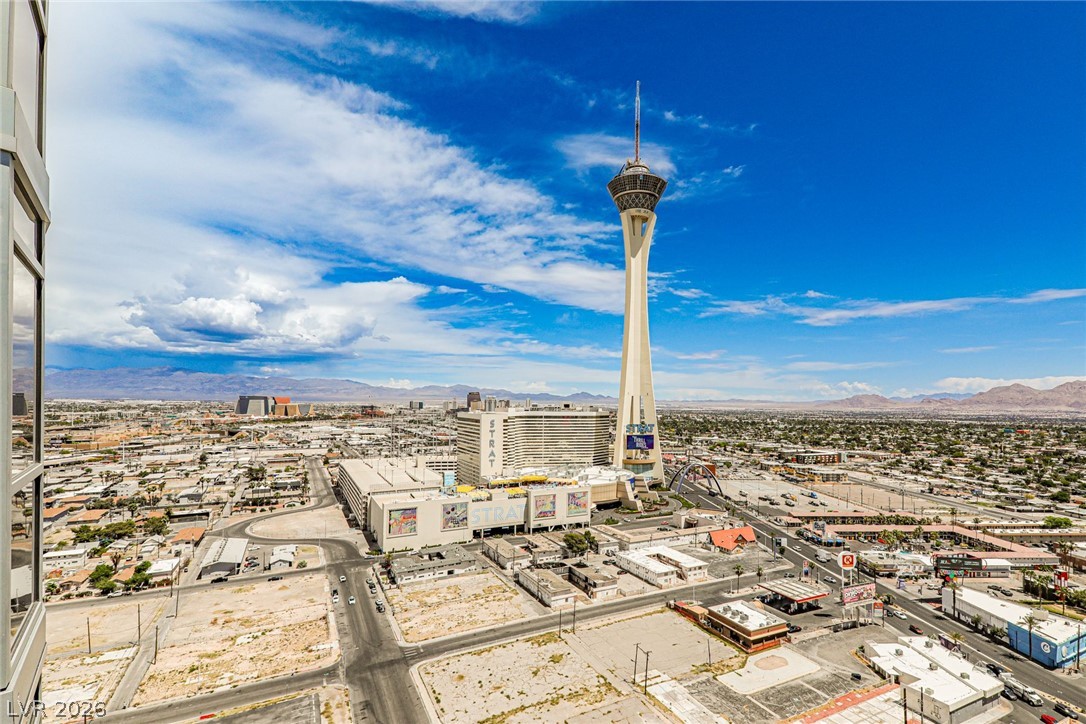Photo 34 of 70, 200 W Sahara Avenue #2407