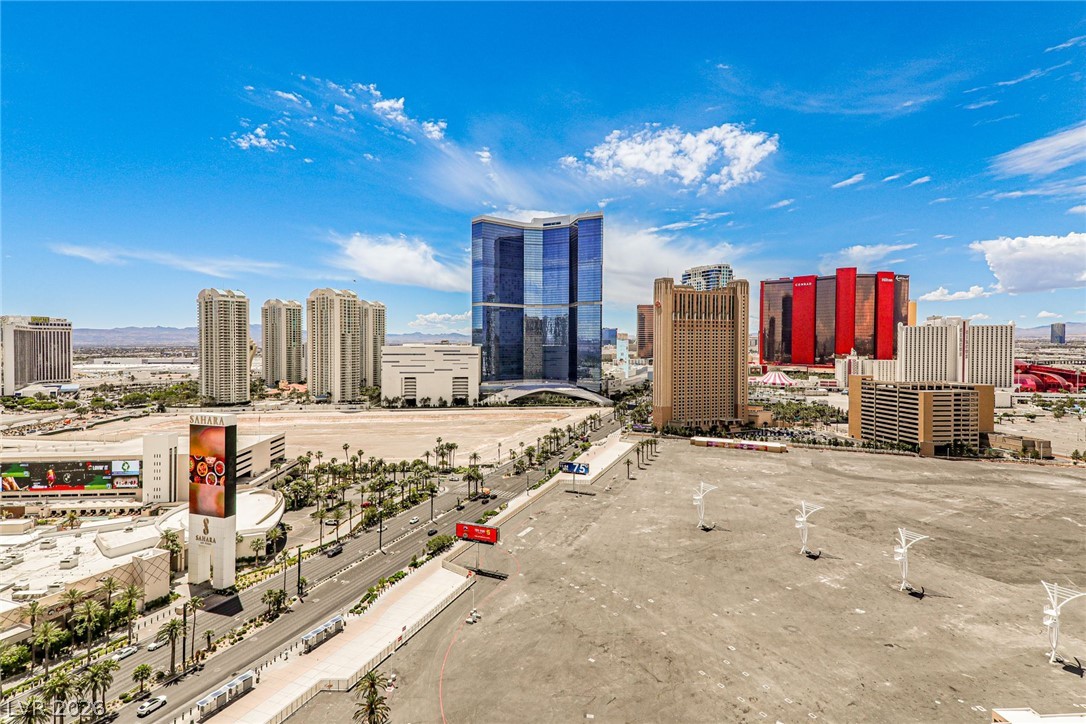 Photo 36 of 70, 200 W Sahara Avenue #2407