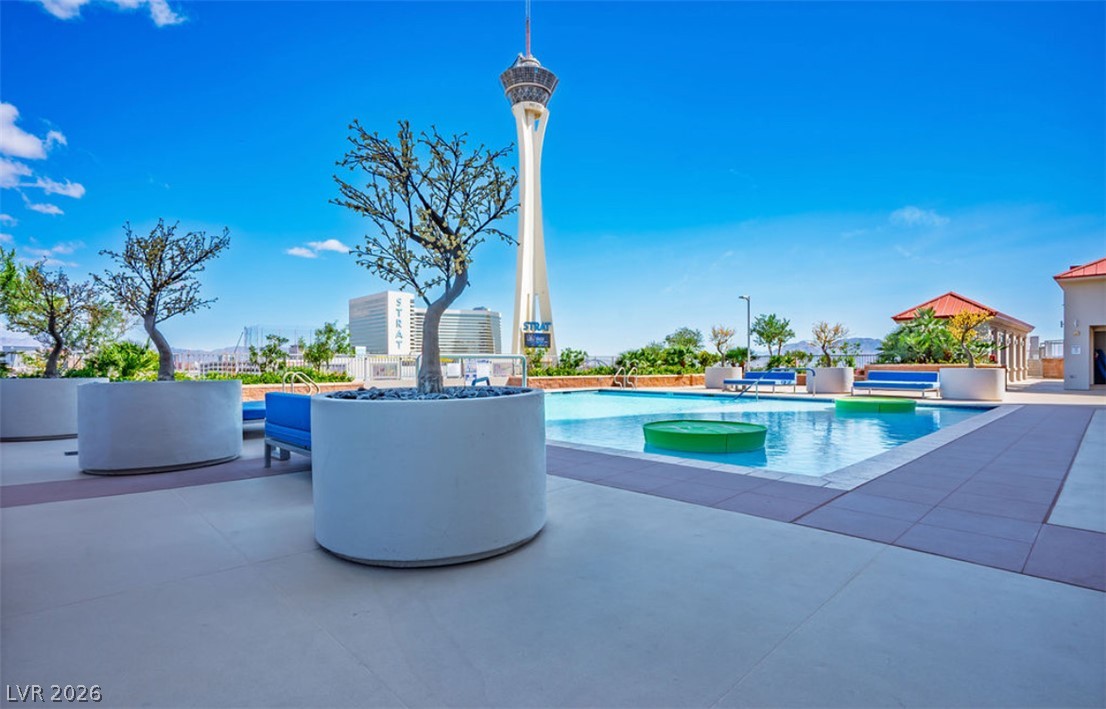 Photo 67 of 70, 200 W Sahara Avenue #2407