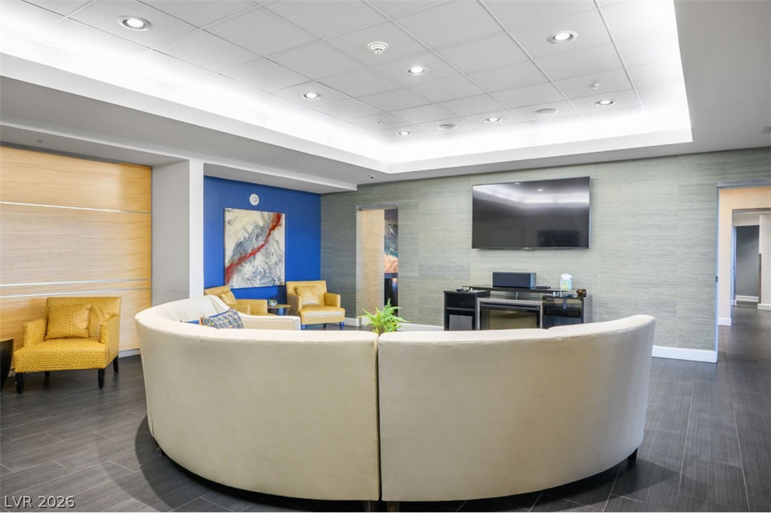 Photo 56 of 70, 200 W Sahara Avenue #2407