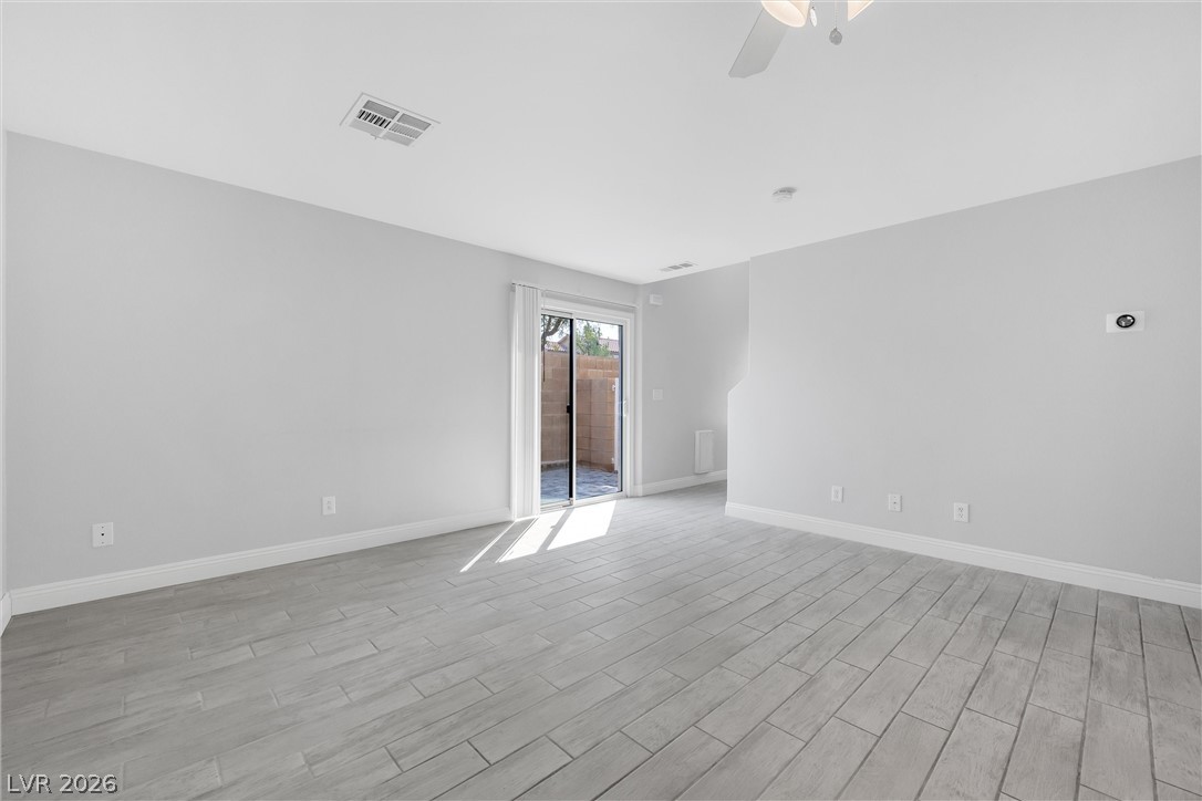 Photo 5 of 3314 Villa Fiori Avenue