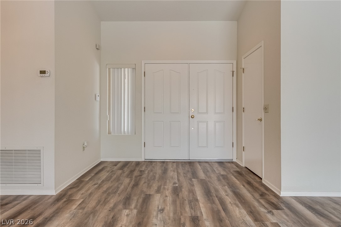Photo 6 of 42, 8809 Villa Ridge Drive
