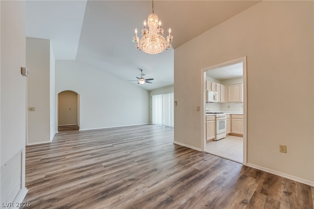 Photo 12 of 42, 8809 Villa Ridge Drive