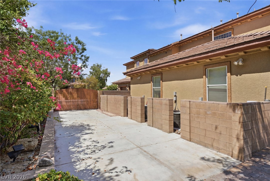 Photo 58 of 99, 9759 Amador Ranch Avenue