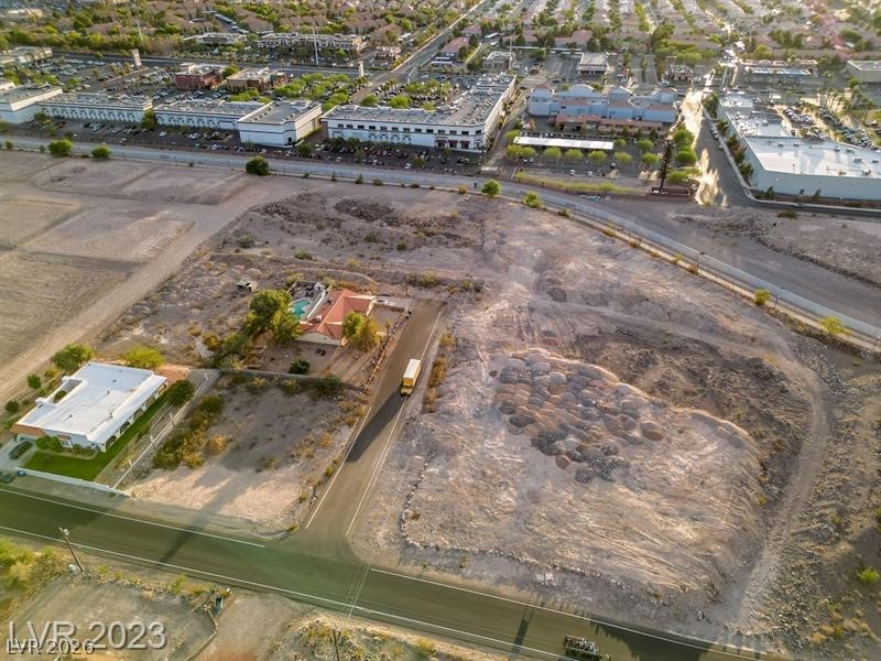 Photo 14 of 28, 0 DELANO