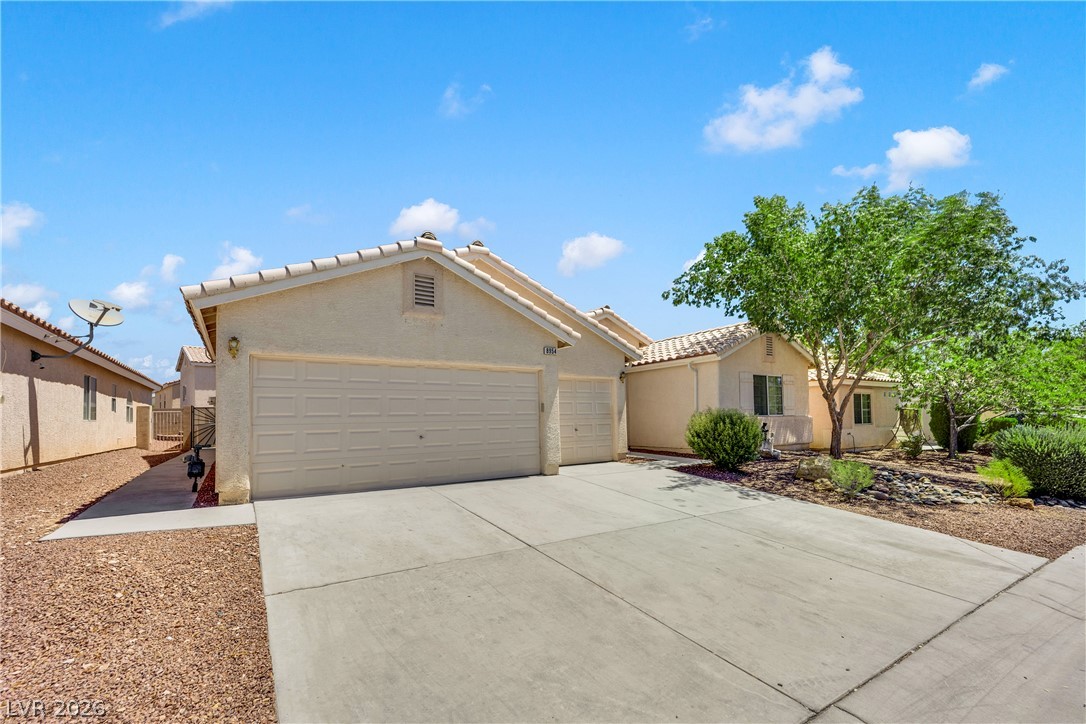 8954 Frasure Falls Avenue, Las Vegas