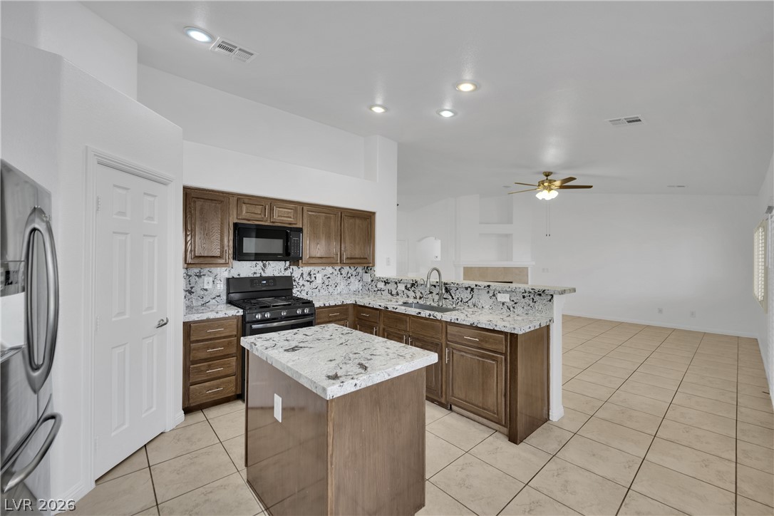 Photo 10 of 39, 8954 Frasure Falls Avenue