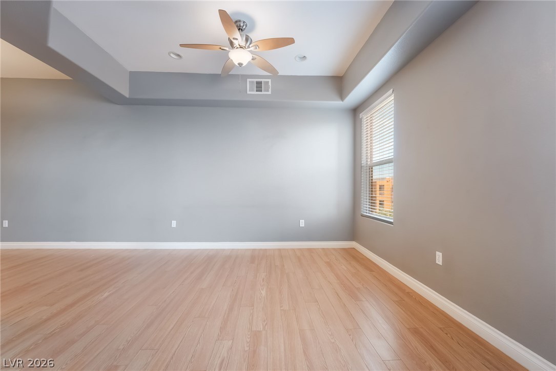 Photo 19 of 66, 50 E Serene Avenue #412