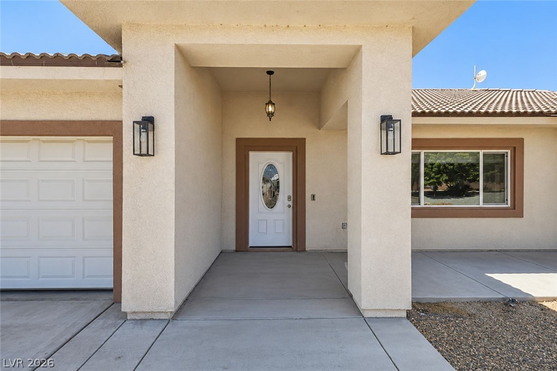 Photo 4 of 4951 E Parkwood Drive