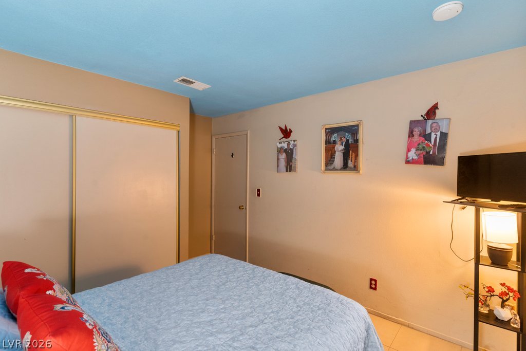 Photo 19 of 26, 2256 Sabroso Street