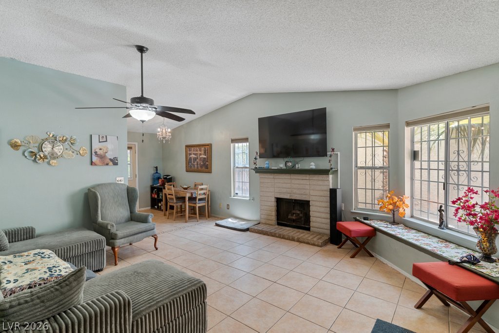 Photo 7 of 26, 2256 Sabroso Street