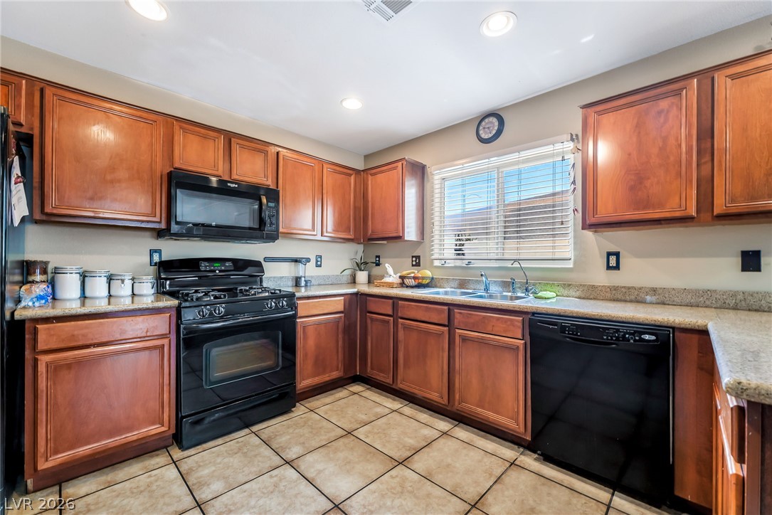 Photo 10 of 34, 5292 Floralita Street